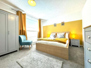 The Alnham, Large 3 bed apartment, Close to the City